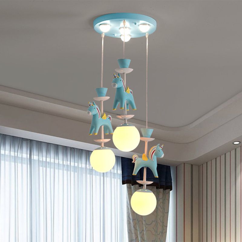 Merry-go-round multi plafondlamp kinderen metalen kwekerijophanging verlichtingsarmatuur met eenhoorndecoratie