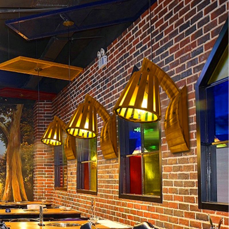 Asian Style Single Bulb Wall Mount Lighting Wood Trumpet Wall Sconce Lamp with Bamboo Shade