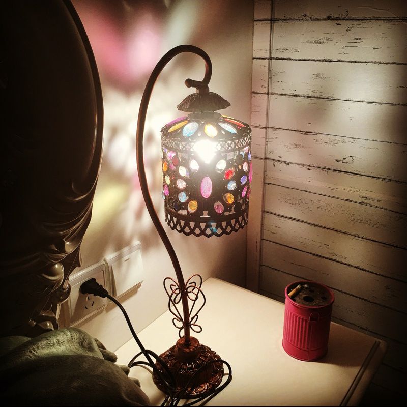 Lampada da comodino a cilindro in metallo bohémien con illuminazione notturna a 1 testa color ruggine per soggiorno