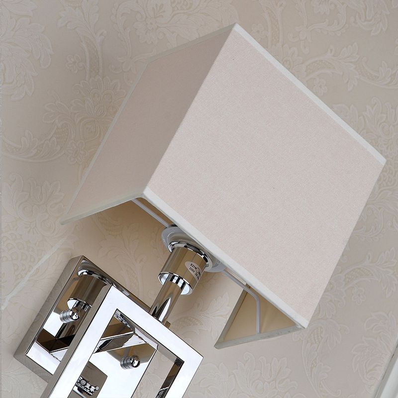 Lampada quadrata contemporanea in tessuto lampada in tessuto LED Wall Sconce Sconce in beige per camera da letto