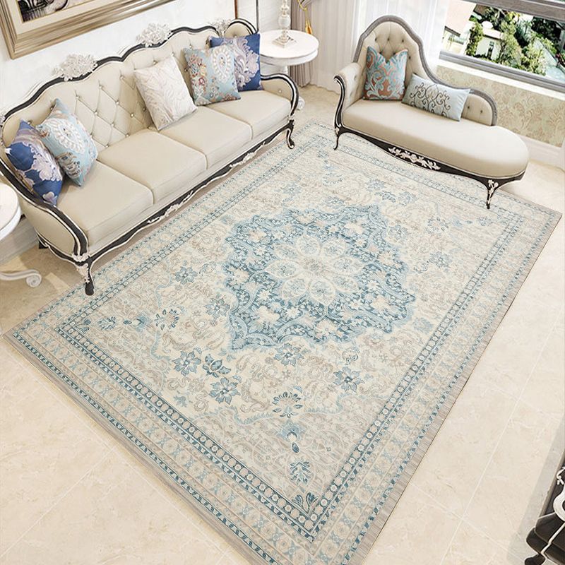 Dark Brown Rug Polyester Graphic Rug Non-Slip Backing Rug for Living Room