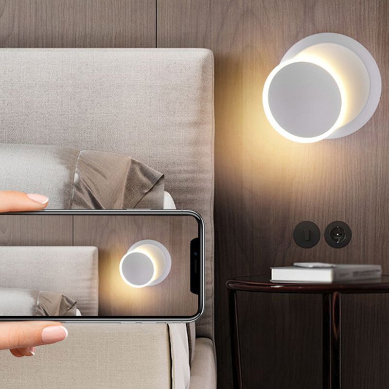 Nordic Style Aluminum Wall Light Round Rotatable LED Wall Sconce for Bedroom
