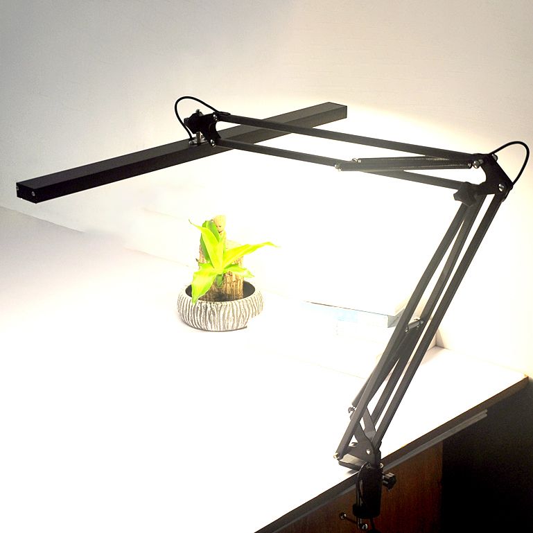 Lineare Nachttischlampe moderne Metal Ein leichter Nachttischlampe in Schwarz