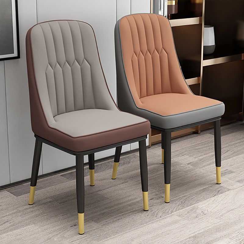 Inicio Silla auxiliar escandinava Silla de comedor Parsons tapizada en metal