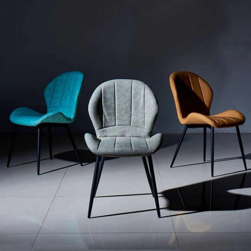 Metal de la cocina del estilo nórdico que cena la silla Wingback que cena las sillas laterales sin brazos