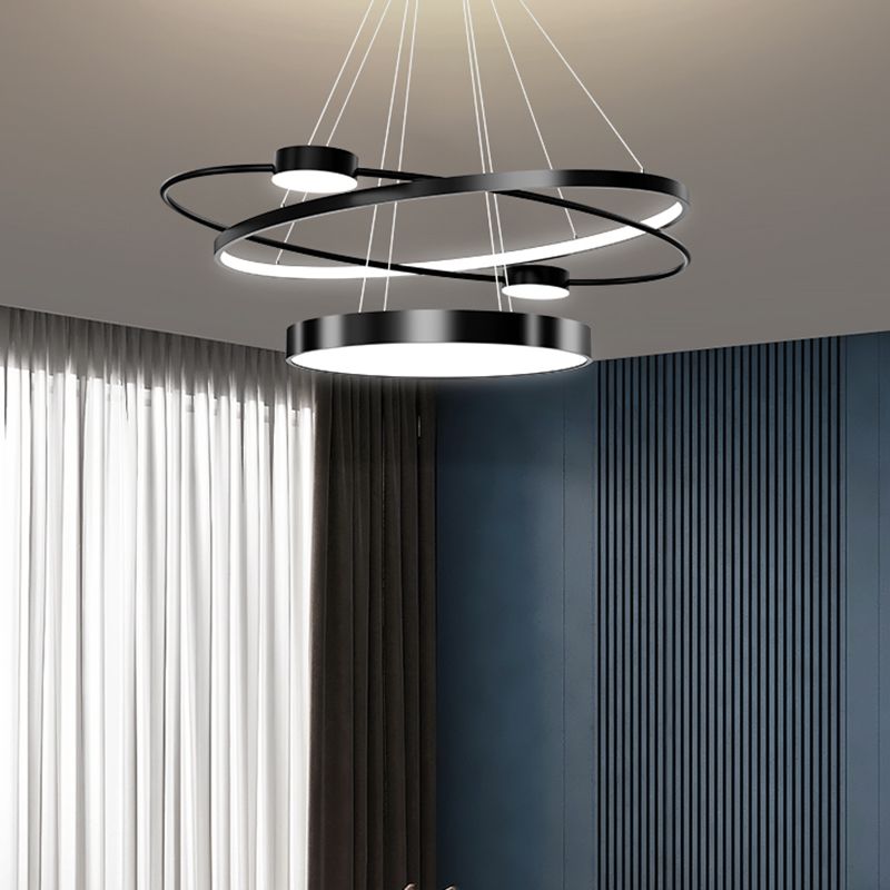 Nordischer Kreis Kronleuchter Metall geschichtetes LED Kronleuchter Anhänger für Restaurant