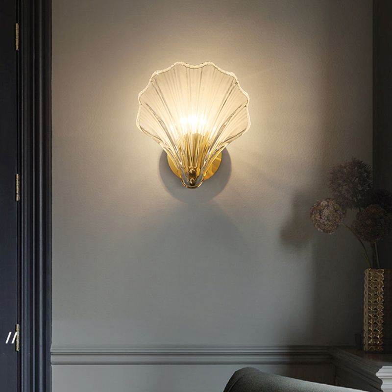 Nordic Style Wall Light Shell Shape Wall Lamp with Glass Shade for Bedroom