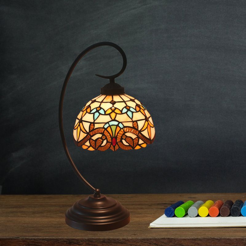 Gelb/blau gewölbter Nachttischlampe Tiffany Stil 1-Licht gefärbte Kunstglasaufleuchtung mit kurvigem Arm