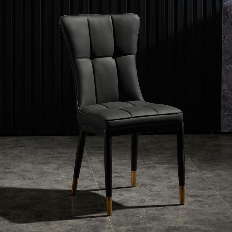 Sillas de comedor sin brazos de cuero modernas, sillas laterales tapizadas con patas de metal