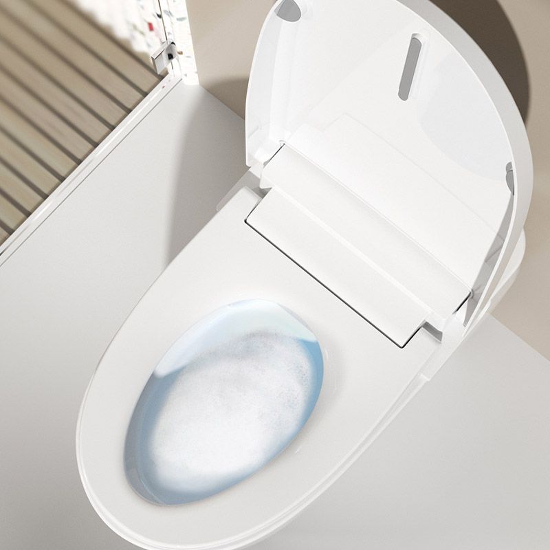 Modern White Concealed Tank Toilet Skirted ABS Floor Mounted Flush Toilet with Seat