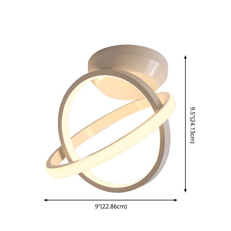 Plafoniera a LED lineare a 2 luci in un moderno e semplice apparecchio da soffitto in alluminio con paralume in silicone