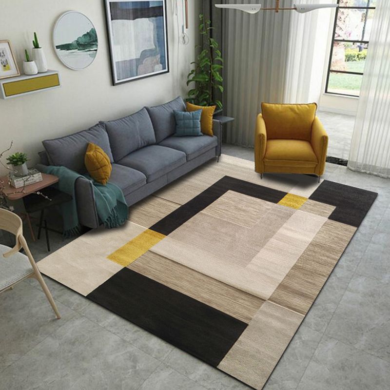 Contemporary Living Room Rug Multi-Colored Geo Patterned Carpet Synthetics Pet Friendly Machine Washable Rug