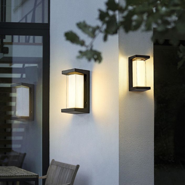 2 dimensioni per la lampada moderna opzionale per illuminazione calda/bianca esterna