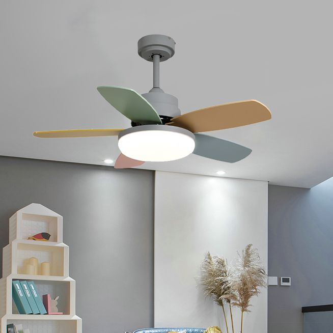 Metal Ceiling Fan Lighting Modern Style 1 Light Ceiling Fan Light for Children's Room