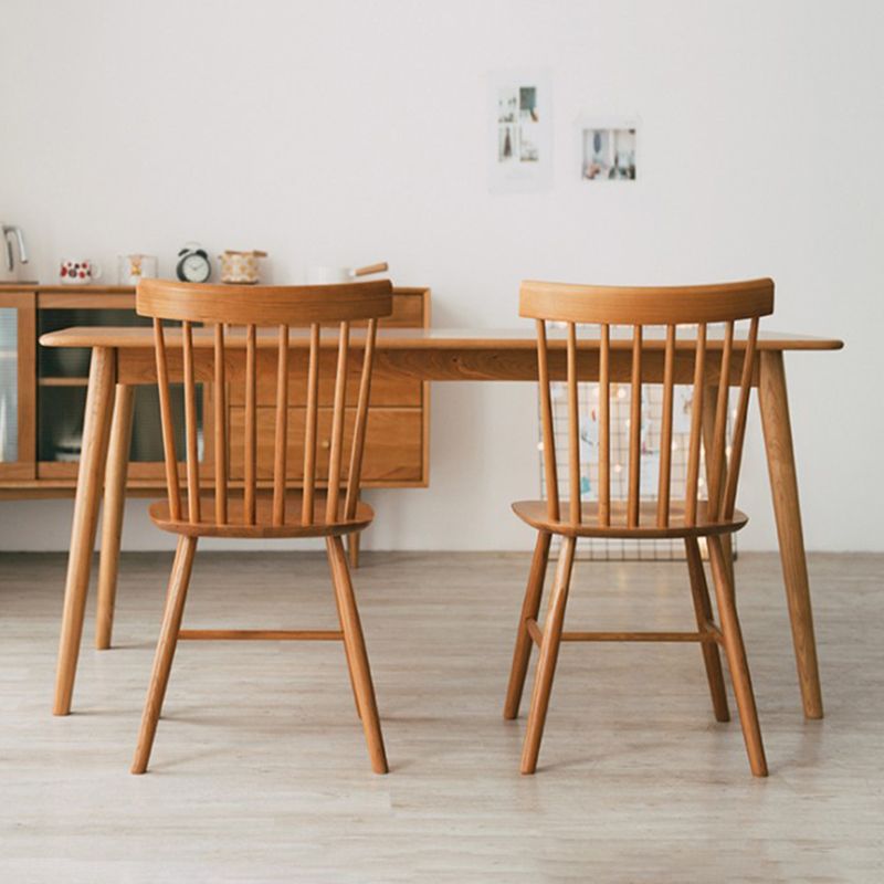 Zeitgenössische massive Holz Rechteck Form Essmöbel 4 Holzbeine Tisch formell für Esszimmer