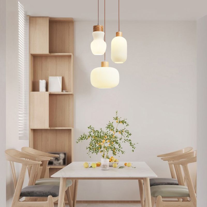 Lumières suspendues en verre Style moderne 1 Light suspendu montage de montage avec bois pour salle à manger