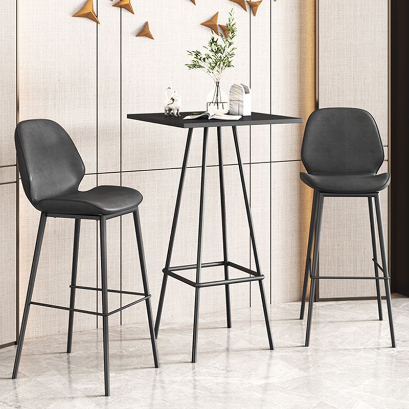 Industrial Bucket Counter & Bar Stool Footrest Metal Indoor Counter Chair