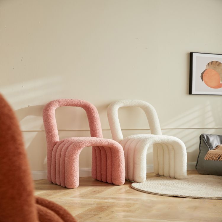 Chaise latérale de flanelle de salon de style moderne, chaise de salle à manger à dossier ouvert colorée