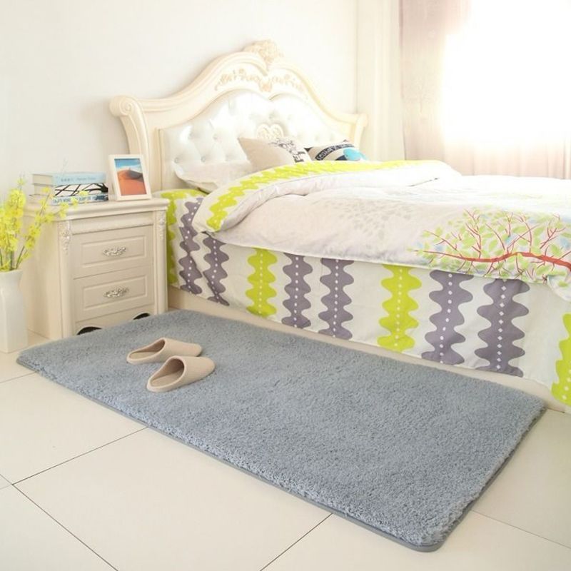 Contemporary Solid Color Rug Grey and Red Sherpa Rug Machine Washable Non-Slip Area Rug for Bedroom