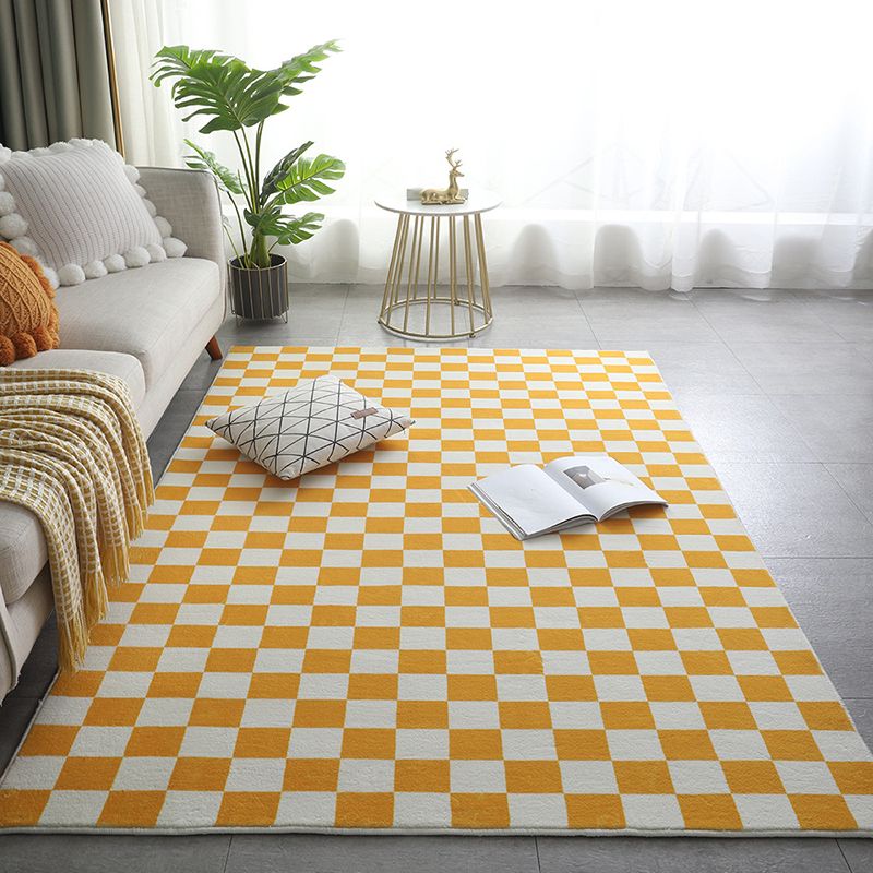 Checkerboard Living Room Rug Polyester Geometric Rug Non-Slip Backing Rug