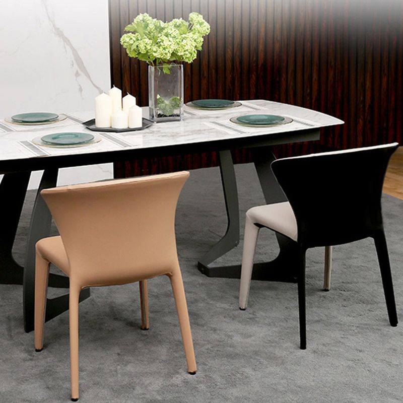 Chaise de salle à manger contemporaine, chaise d'appoint à oreilles avec 4 pieds en métal pour un usage domestique