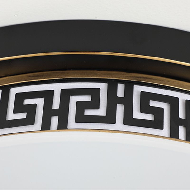 Modern Metal Ceiling Light Circle Shape LED Flush Mount with Glass Shade for Living Room