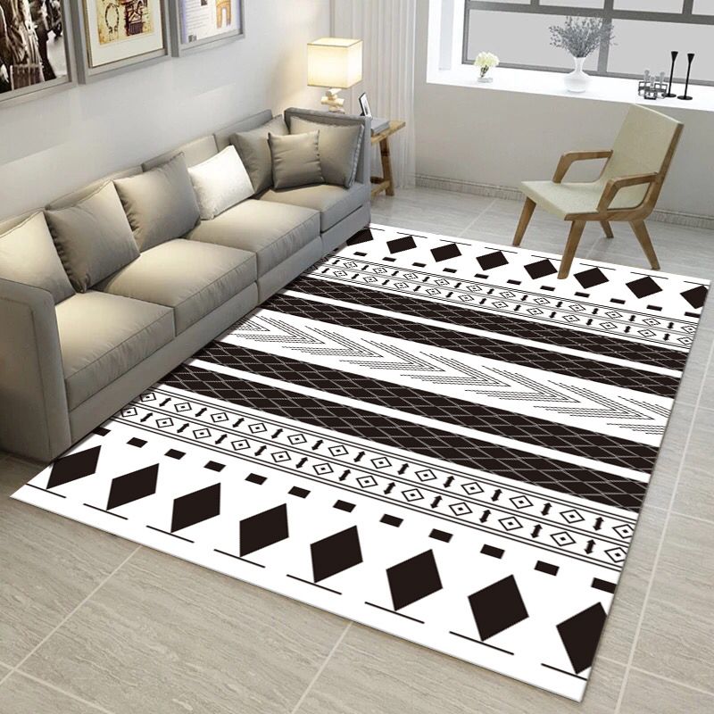 Continuous Geometric Pattern Rug Synthetic Carpet Stain Resistant Rug for Bedroom