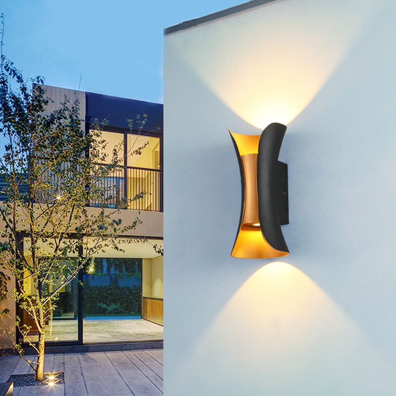 Estilo moderno Luz de pared de aluminio Geométrica 2 luces LEA LED LEA LEA EN NEGRO PARA EL AUTO