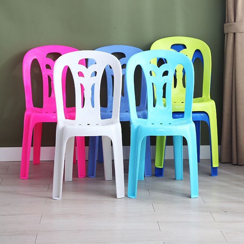 Sillas laterales de comedor de plástico contemporáneo, silla apilable sin brazos con respaldo de listón para el hogar