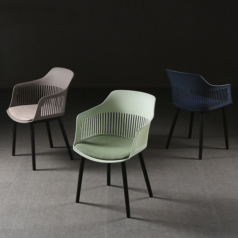 Slat Back Dining Side Chair Industrial Plastic Dining Arm Chair in Black Legs