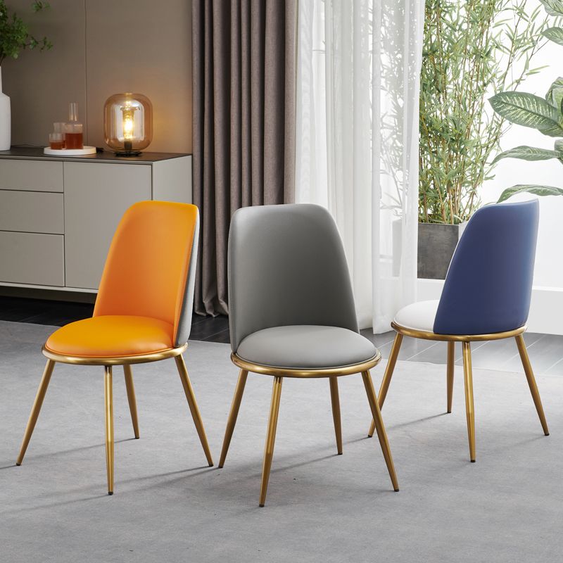 Glam faux lederen eetkamerstoel armloze metalen eetkamerstoelen voor thuisgebruik