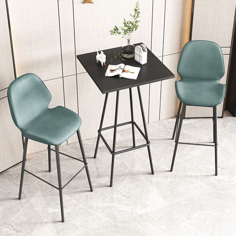 Industrial Bucket Counter & Bar Stool Footrest Metal Indoor Counter Chair