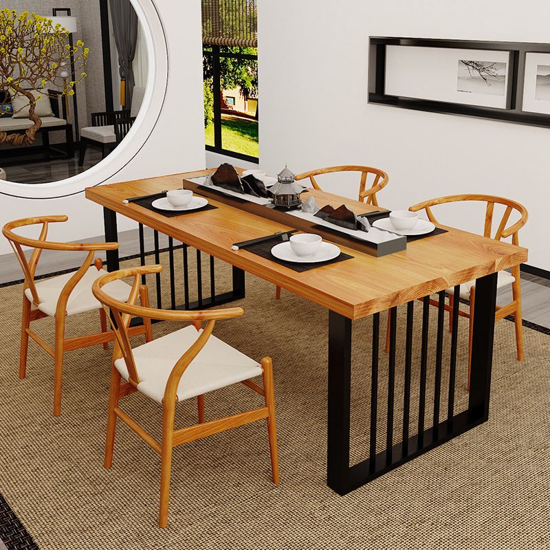 Table de salle à manger contemporaine en bois Table de salle à manger rectangulaire avec base sur piédestal en noir
