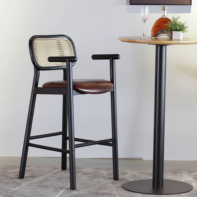 Solid Wood Dining Stools Contemporary Armed Bar Stools with Footrest