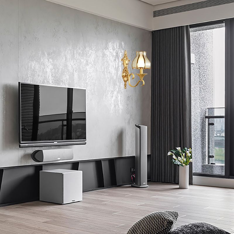 1/2 Bulbs Metal Wall Sconce Traditional Brass Scalloped Living Room Wall Light Fixture