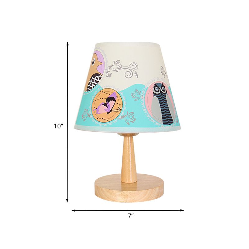 Lámpara de mesa cónica de tela Cartoon 1 cabezal de madera de madera Luz con avión/elefante/patrón de oso para el dormitorio