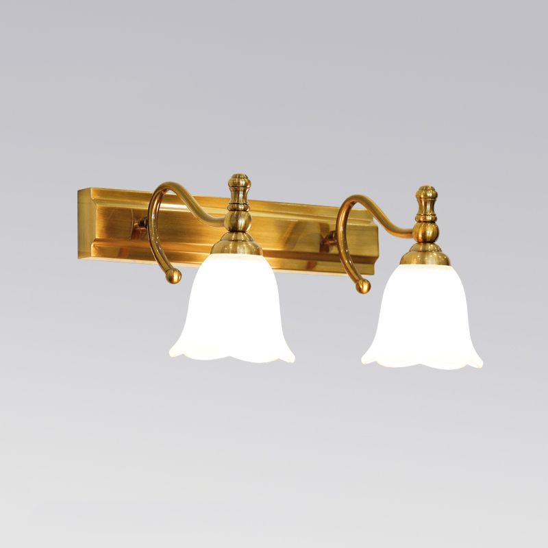 Illuminazione a parete svasata oro tradizionale lampada a parete da bagno in vetro