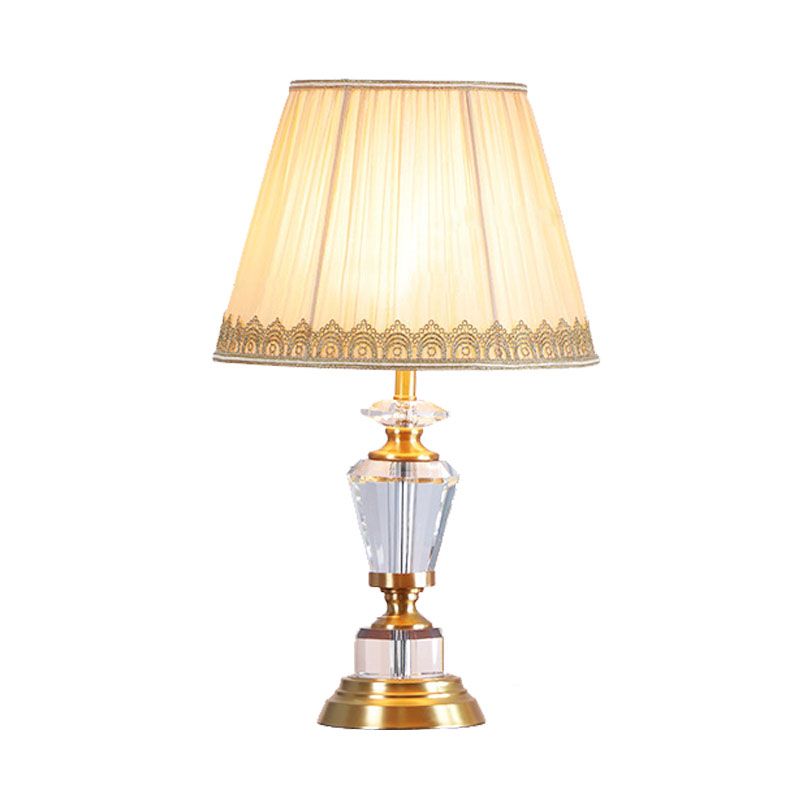 Beige Drum Nachttischlampe traditioneller Stoff 1 leichte Schlafzimmertischlicht mit Kristallakzent