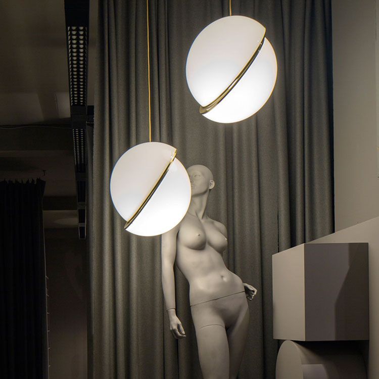 Style moderne suspendu blanc 1 lumière suspendue lumière en or pour chambre à coucher