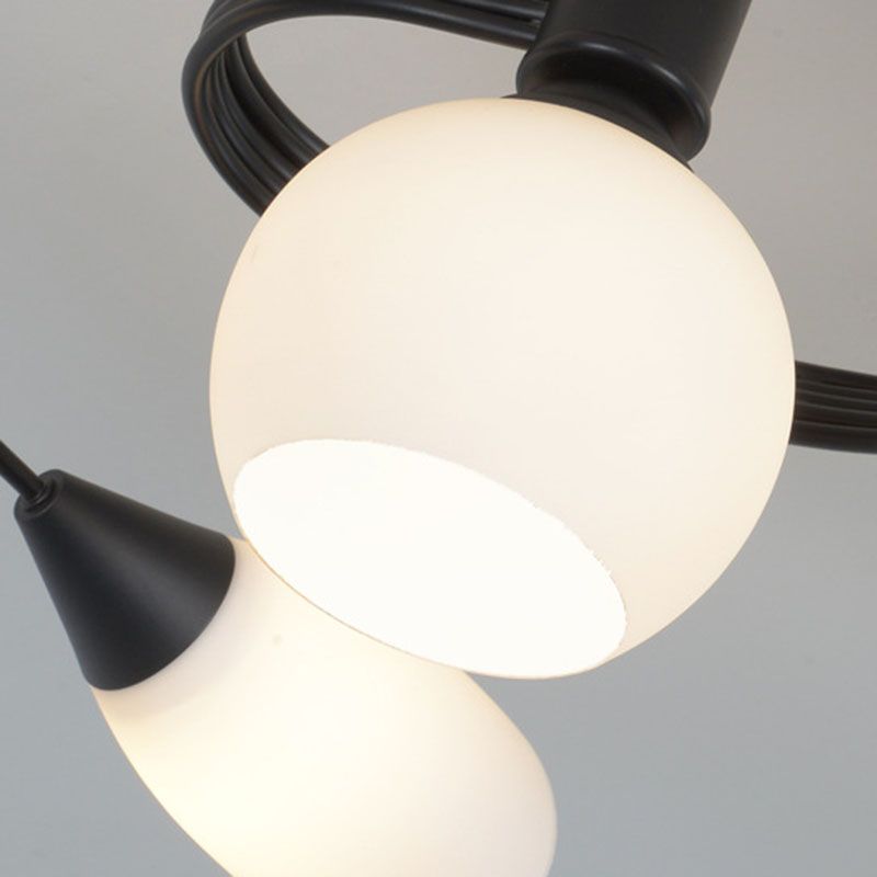 Luz de techo negro de vidrio en el estilo tradicional de hierro forjado de hierro forjado de hierro radial de interiores Semi Flush Monte