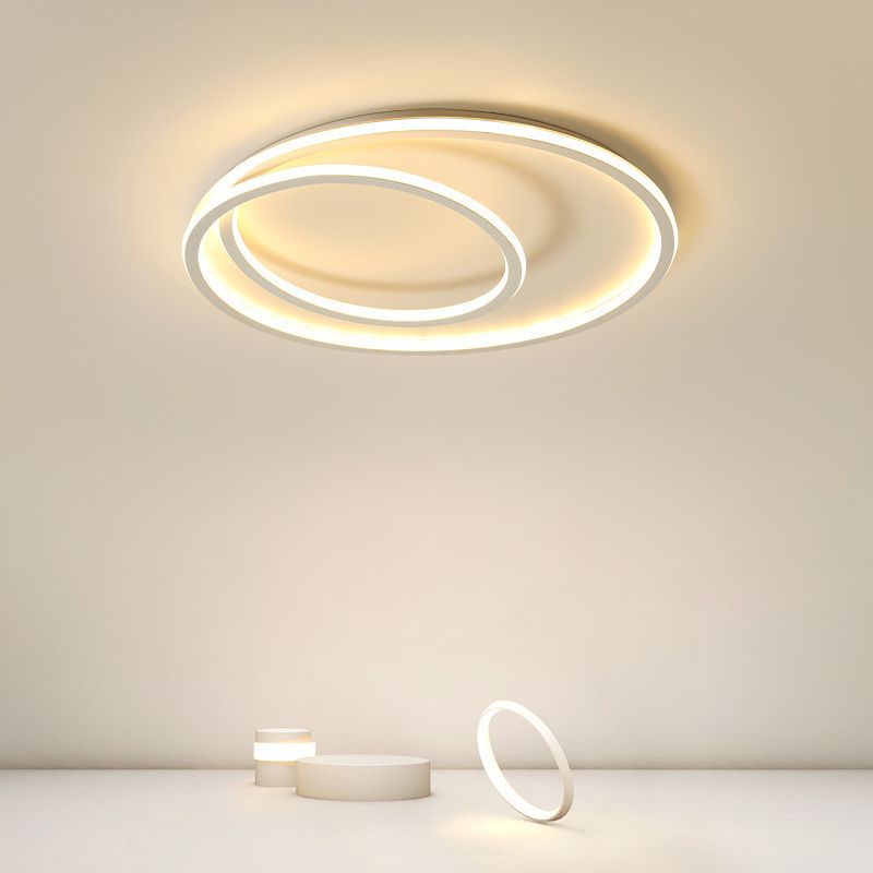White Circle Ceiling Light Fixture Modern Style LED Metal Close to Ceiling Lamp