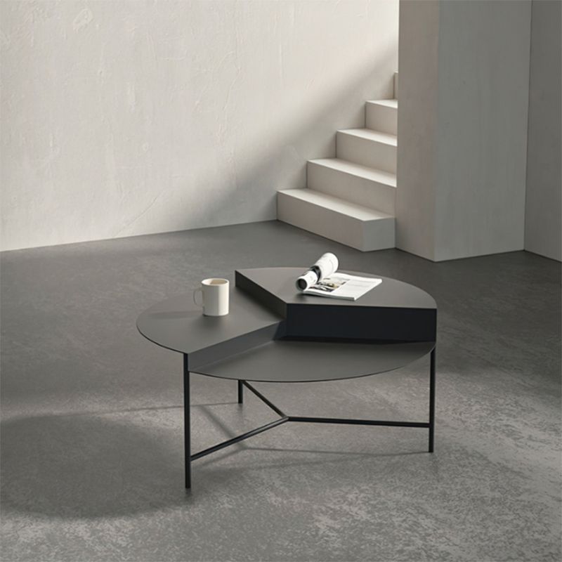 Geometric Metal Coffee Table Dia 27.6" 3 Legs Cocktail Table