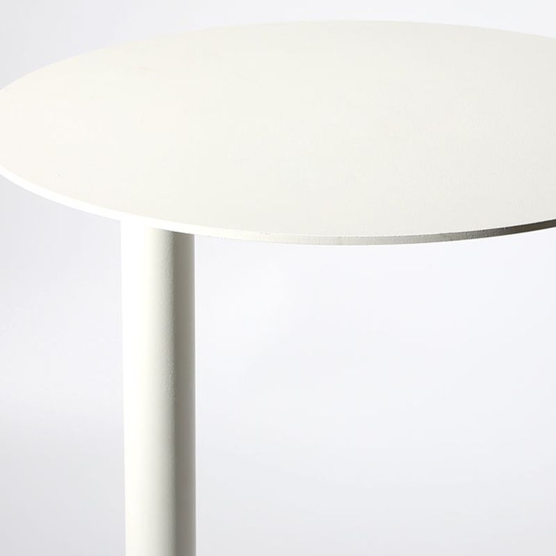 Round Metal Side Table 18"L X 18"W X 22"H Metal Pedestal Side End Snack Table