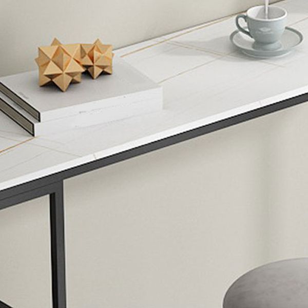 Table à manger à barres de bar à barre moderne avec étagères en noir