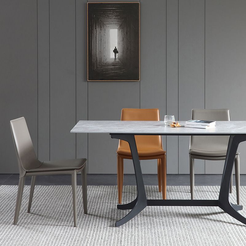 Silla de comedor sin brazos de cuero contemporánea Sillas de comedor de metal