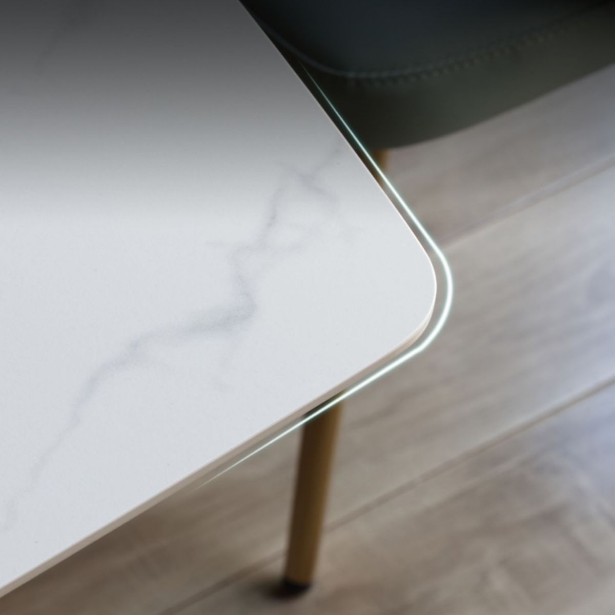 Traditionele luxe eettafel Sintered Stone 4 Legs Tafel met gouden frame