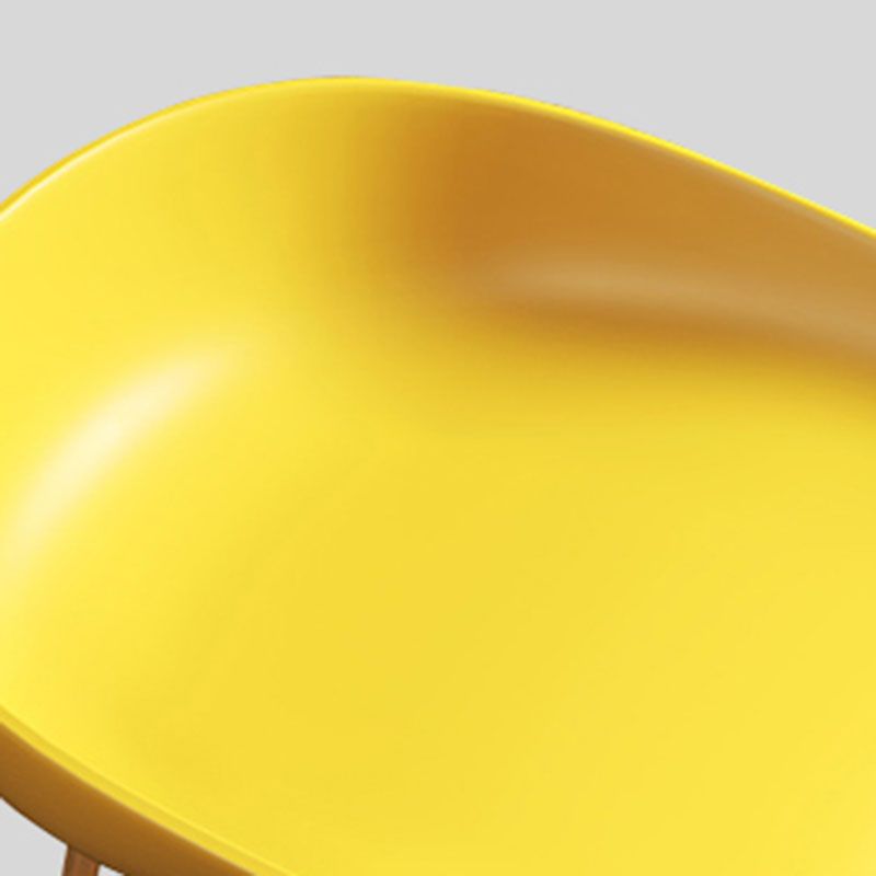 Contemporary Restaurant Footrest Barstool Matte Finish Plastic Stool