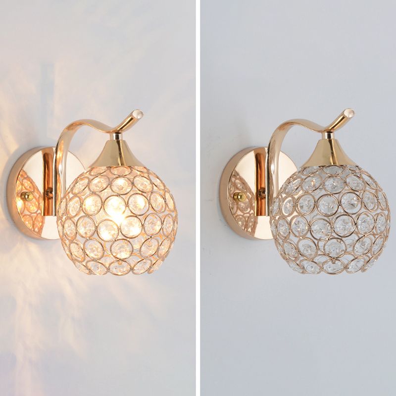 Luce da parete globale Pliona lampada moderna a parete a 1 luci con tonalità di cristallo chiaro