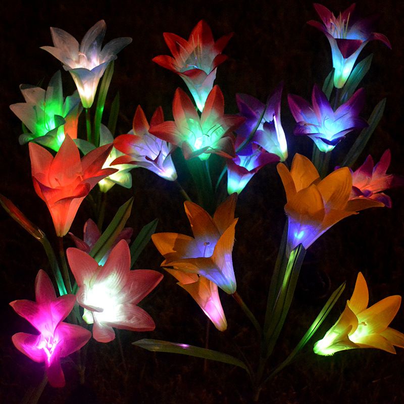 Artificial Lily LED Landscape Light Modern Plastic 4 Heads Courtyard Solar Ground Lighting