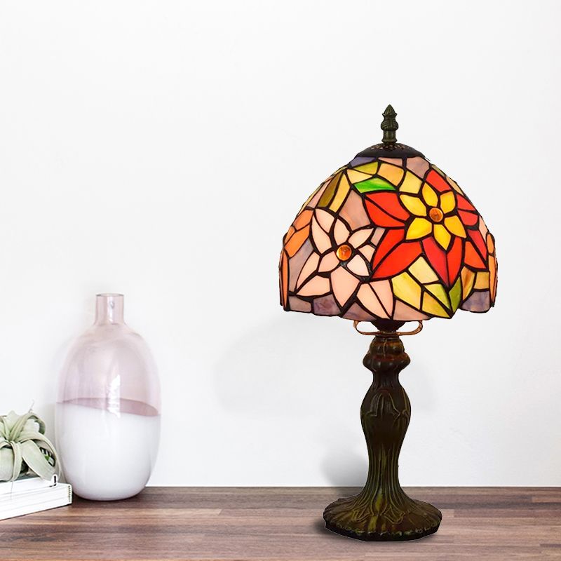 Illuminazione da tavolo con fiori multicolori Illuminazione da tavolo rustica Tiffany a 1 luce con paralume in vetro colorato con finitura bronzo/ottone